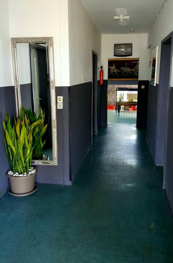 Enna-Zimmervermietung Hamburg Bagian luar foto