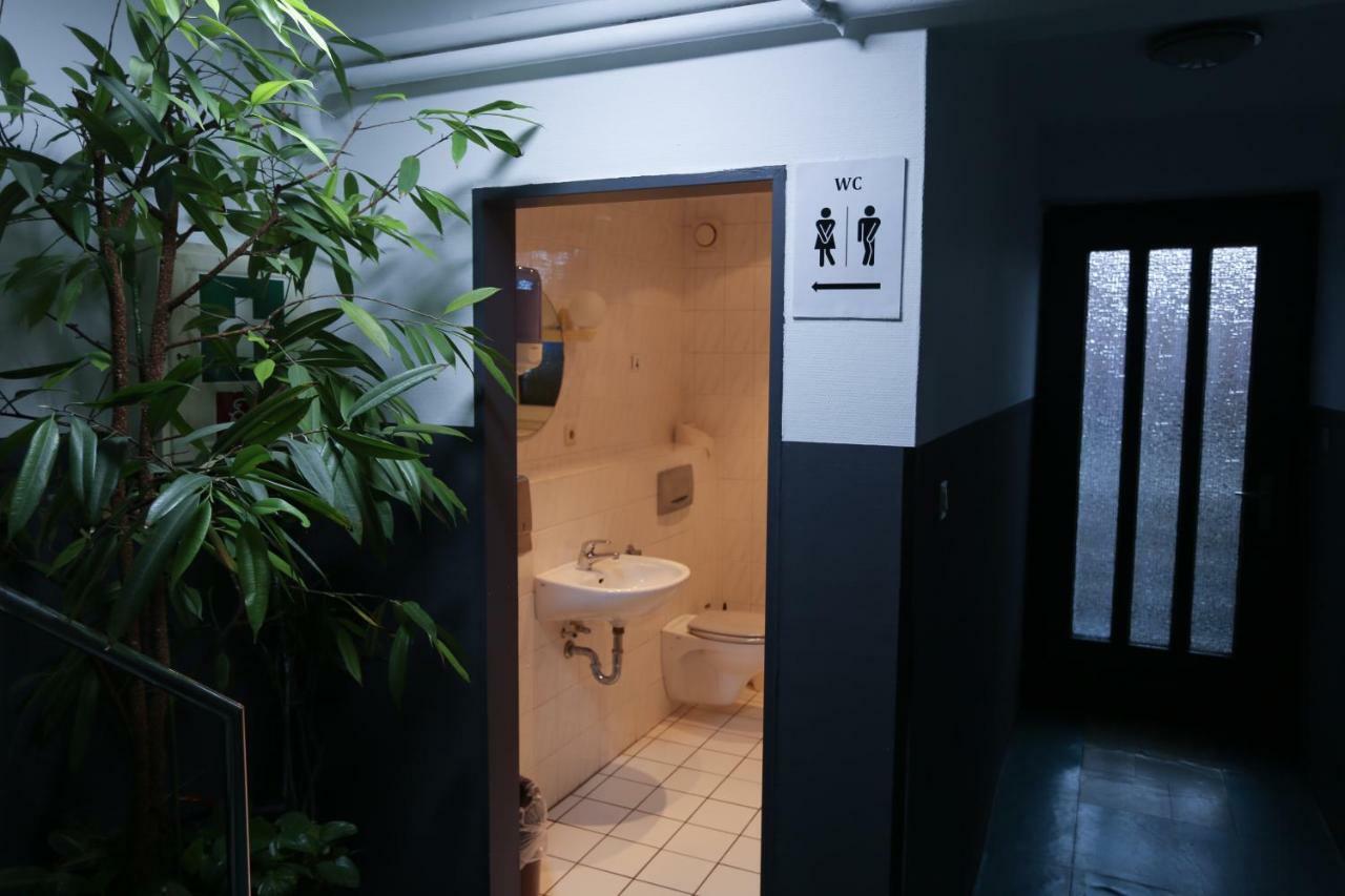 Enna-Zimmervermietung Hamburg Bagian luar foto